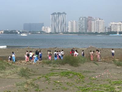 服務學習海邊淨灘